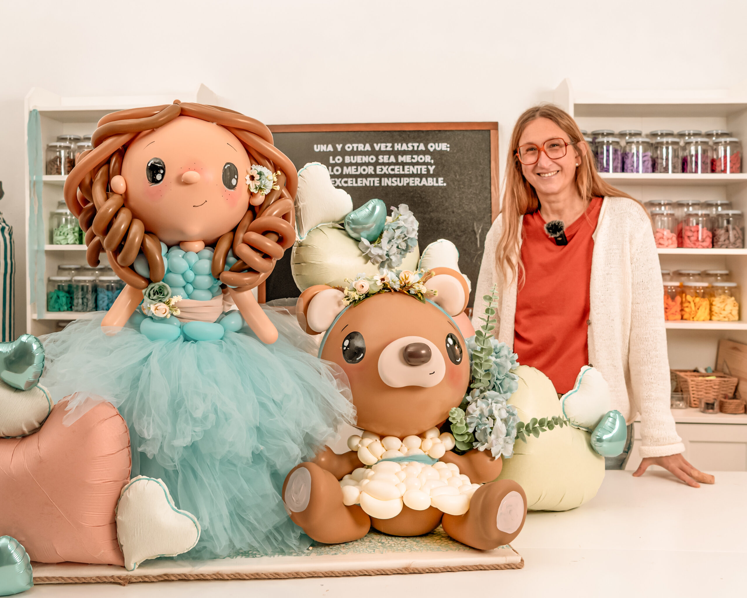 2. Mundo Encantado – Nena con Oso